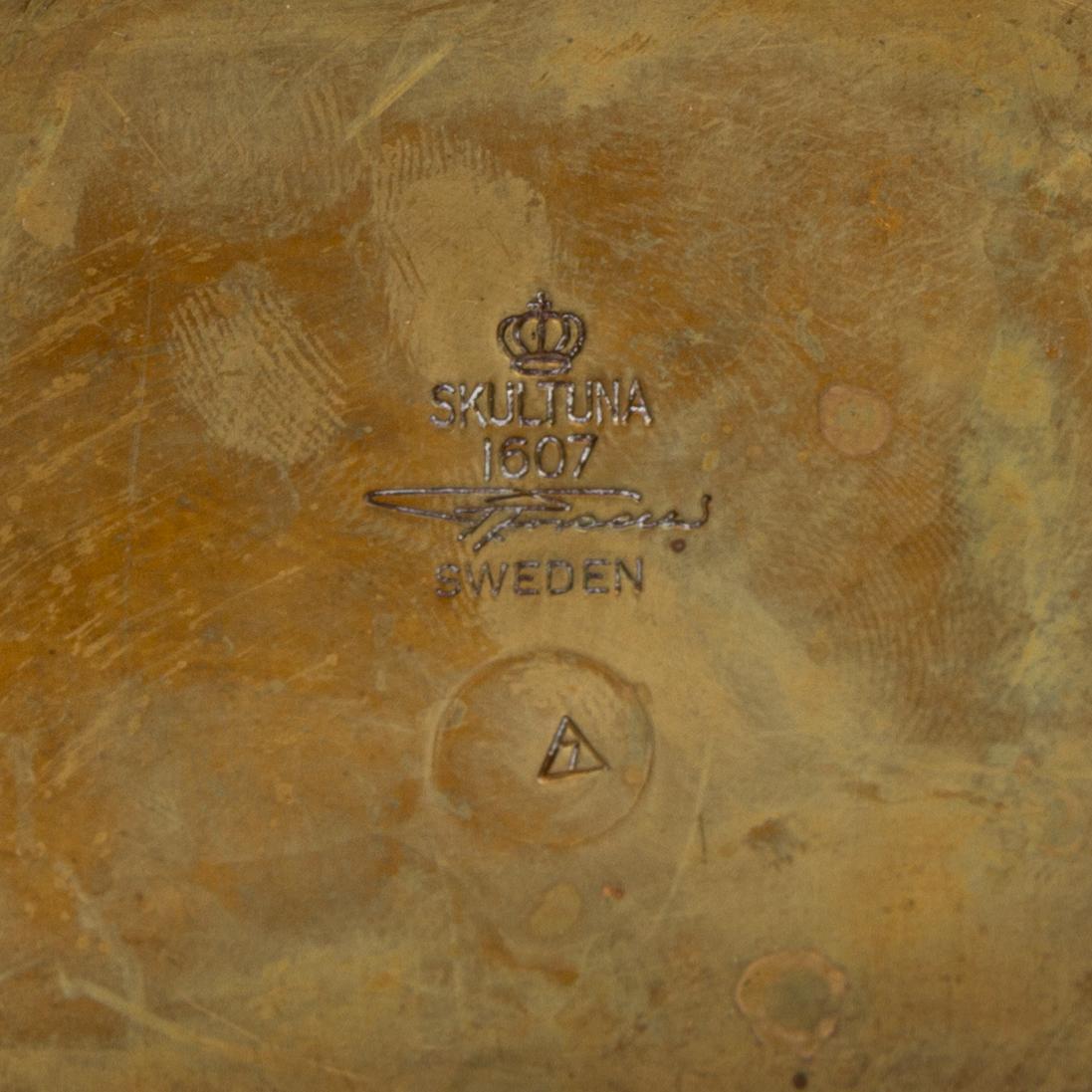 PIERRE FORSELL, vägghängd vas, mässing, Skultuna.