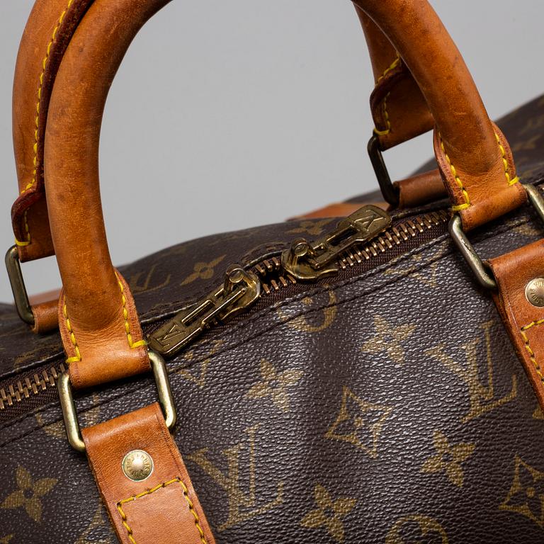 LOUIS VUITTON, "Keepall 50 bandouliere".