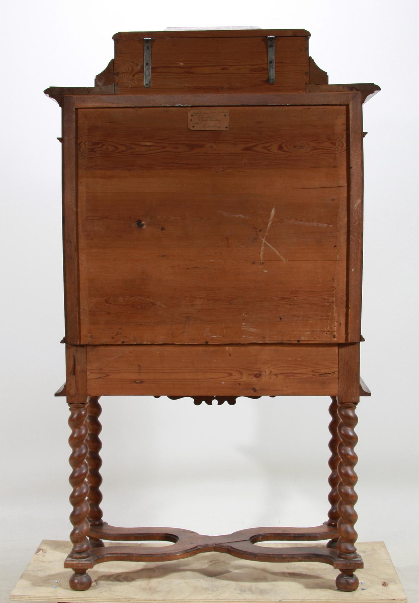 KABINETTSKÅP, barockstil, 1800/1900-tal.