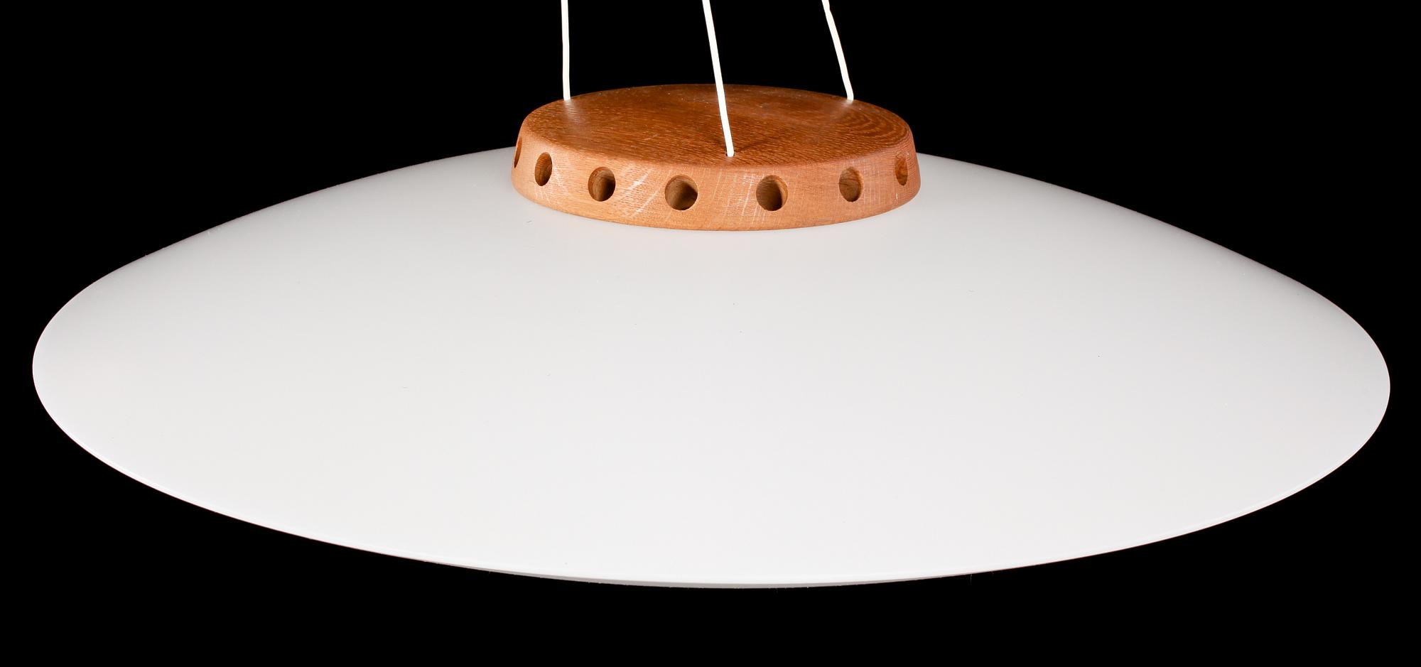 TAKLAMPA, "565", Uno och Östen Kristiansson, Luxus, 1960-tal, höjd ca 20 cm.