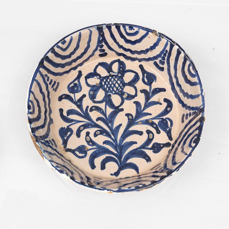 Two faience bowls, Spain, late 19th Century.