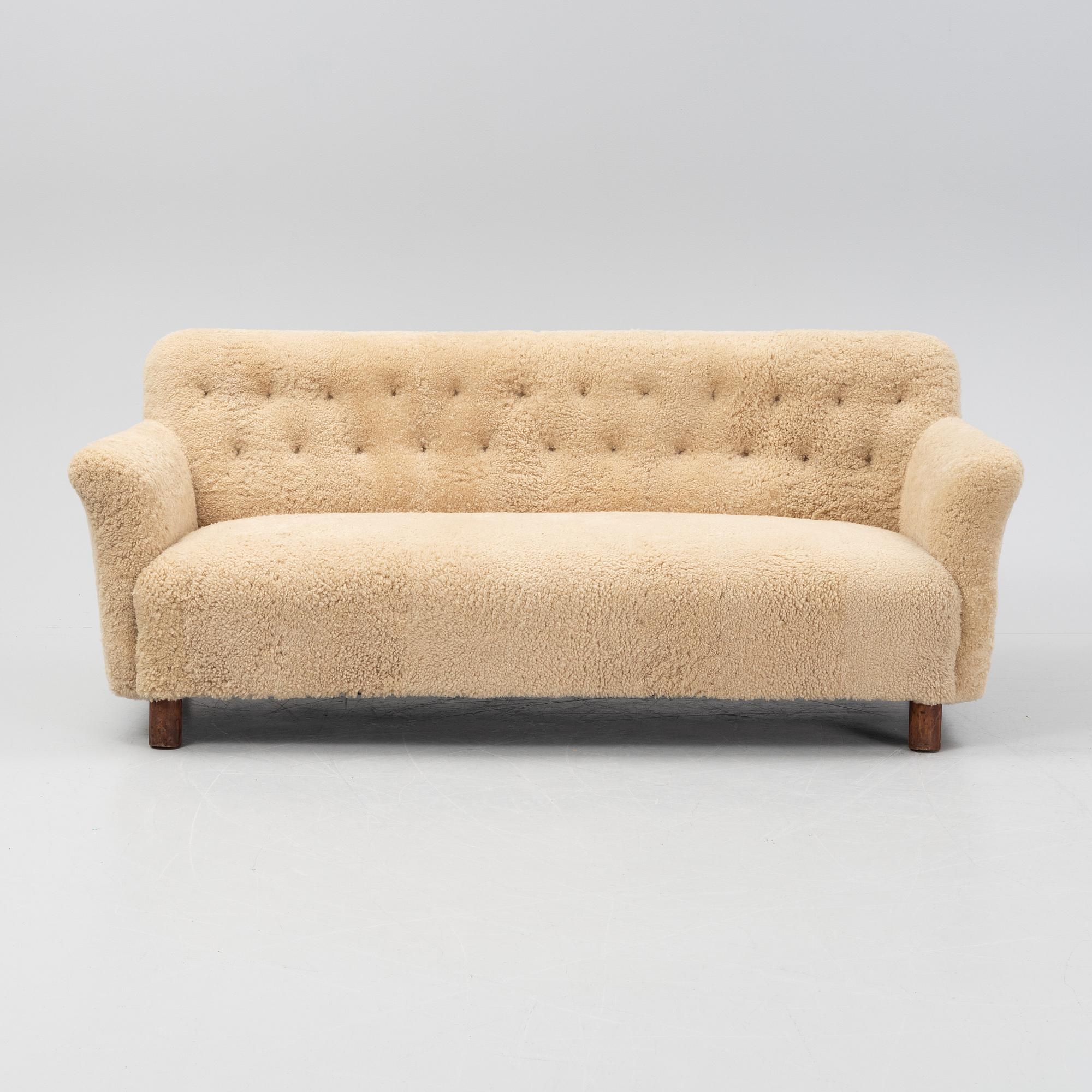 A model 1547 sofa, Fritz Hansen, Denmark, 1930's/40's.