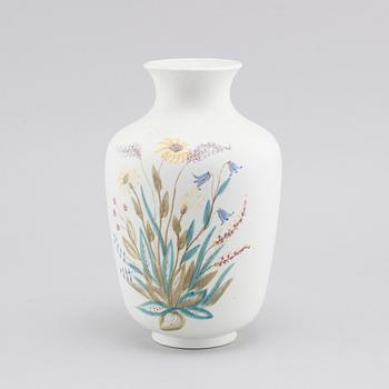 A stoneware vase by Lars Thorén for Rörstrand, around the mid 20th century.