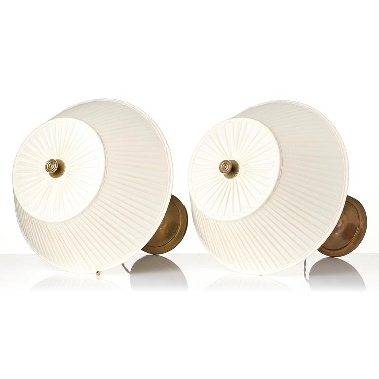 Harald Notini, a pair of table lamps model "15009", Arvid Böhlmarks Lampfabrik, Stockholm, 1930s.