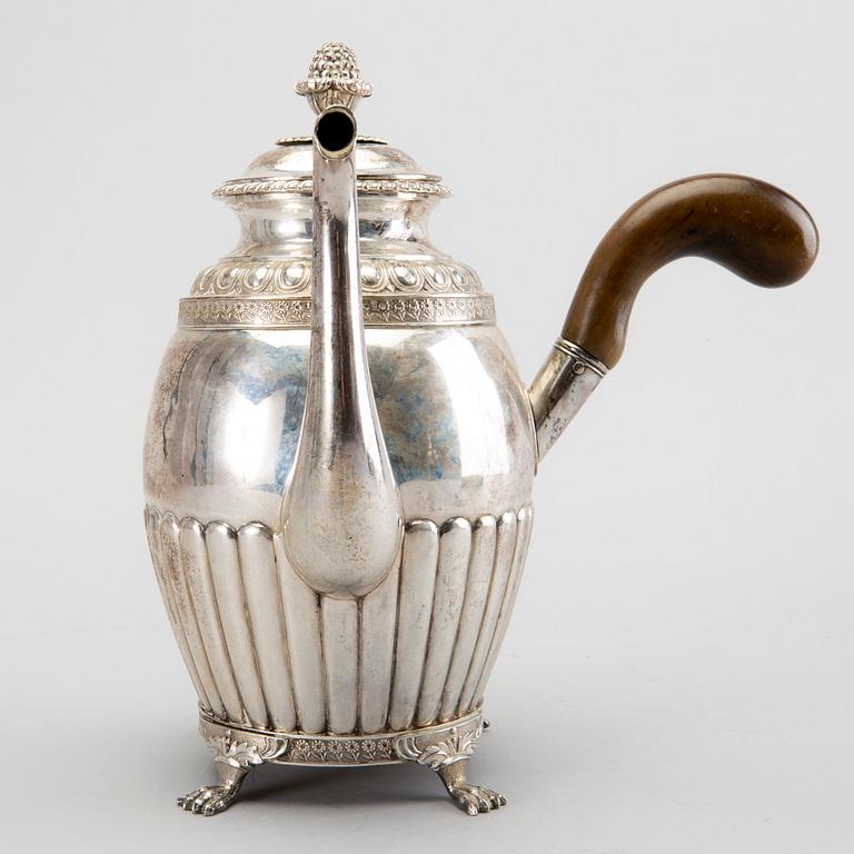 A Swedish 19th century silver coffee pot marks of G Folcker Stockholm 1833, total weight 782 gr.