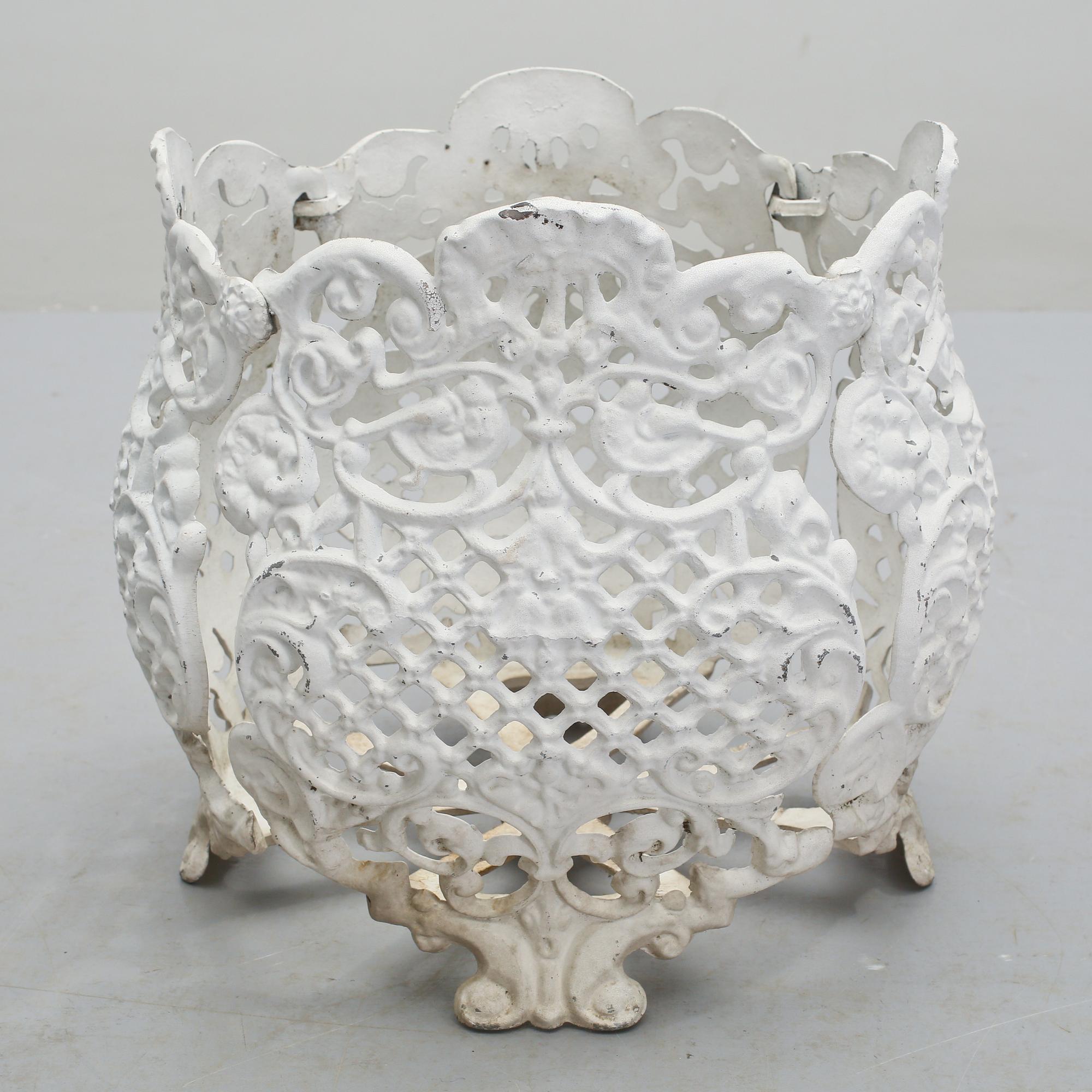 YTTERFODER, 1900-tal.