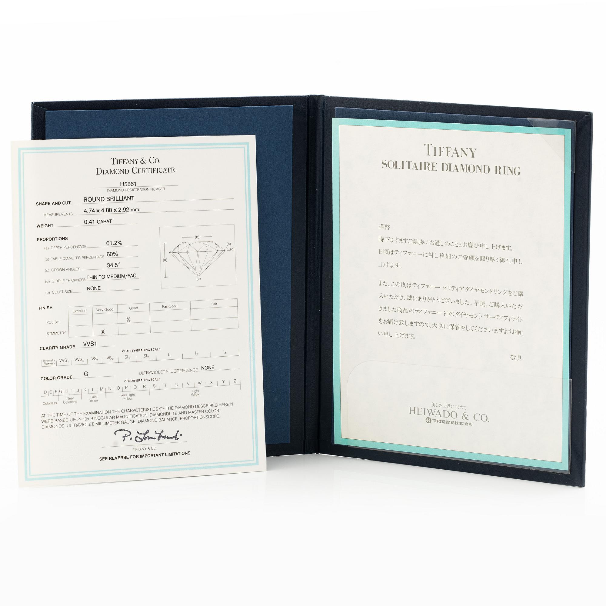 Tiffany & Co, ring, solitaire, platinum with a brilliant-cut diamond 0.41 ct. Marked Tiffany & Co. With certificate.