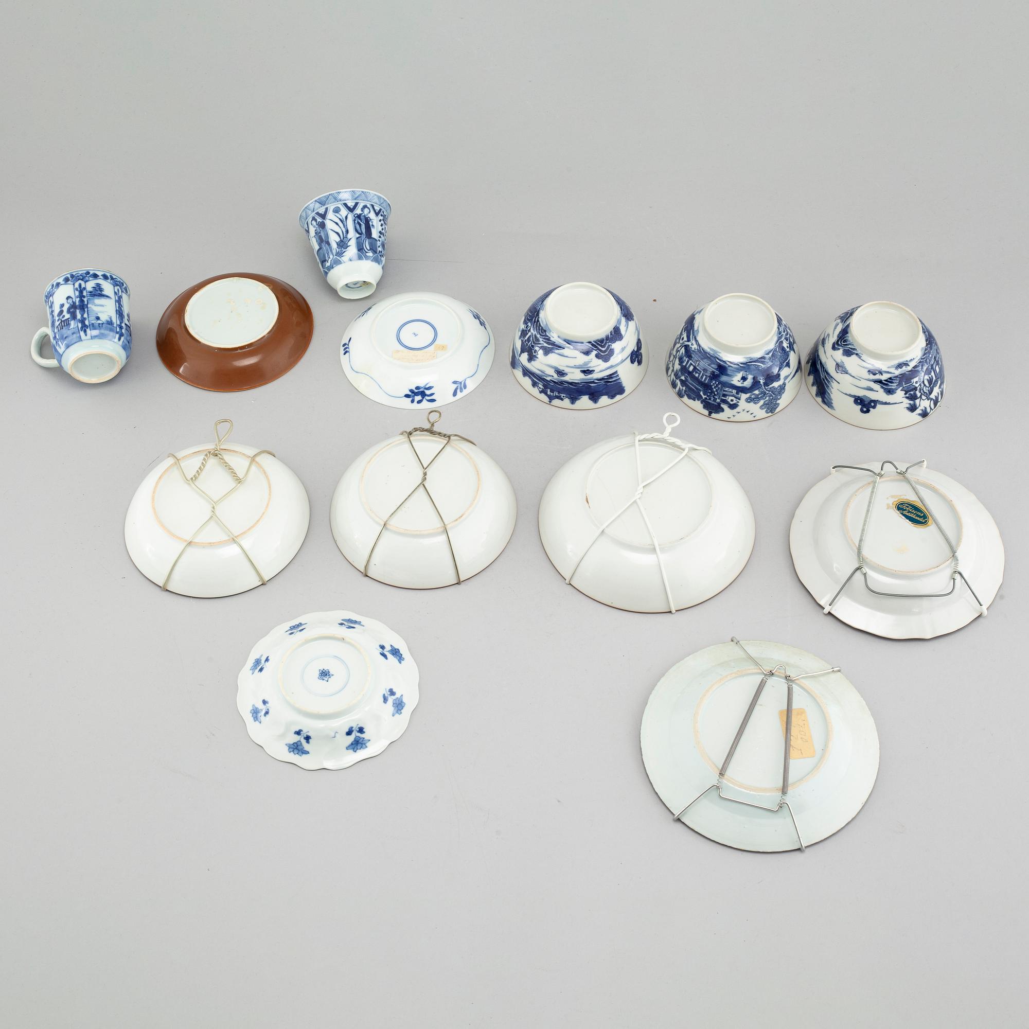 PORCELAIN, 13 pieces, China, 18th/19th century.