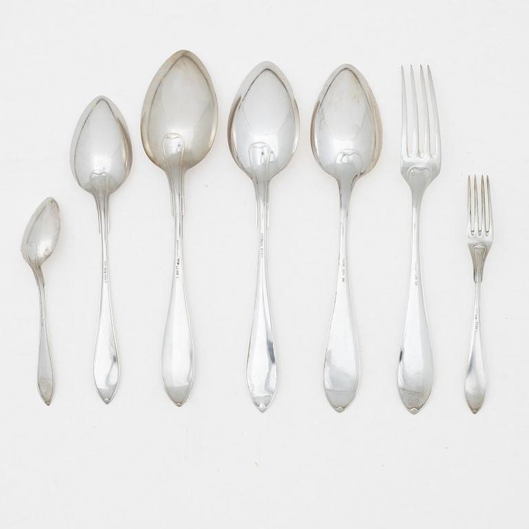 Bestick, 22 st, silver, mestadels modell Svensk spetsig, Sverige, bl a CG Hallberg, Stockholm 1922.