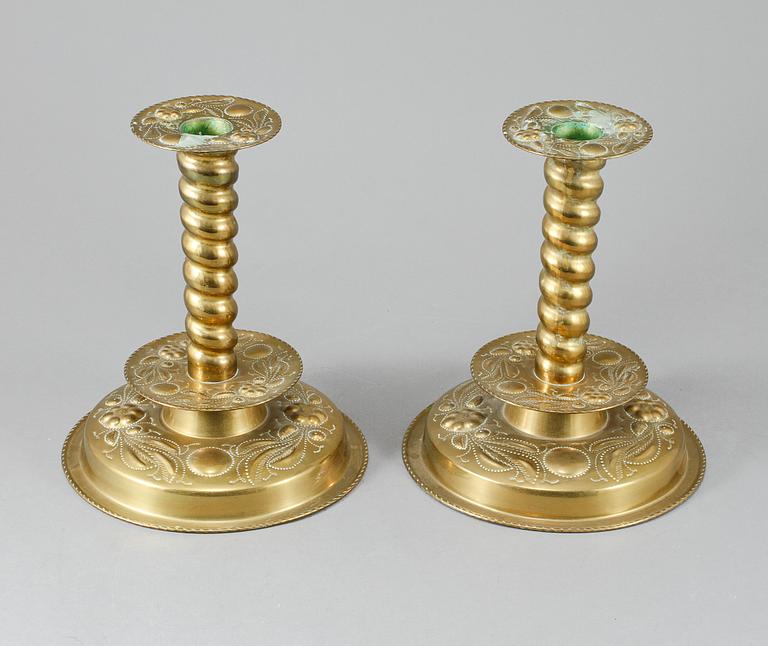 LJUSSTAKAR, ett par, barockstil, 1900-tal.