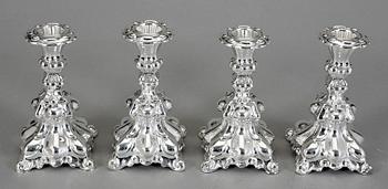 LJUSSTAKAR, 4st, silver, rokokostil, svenska importstämplar, 1900-tal.
