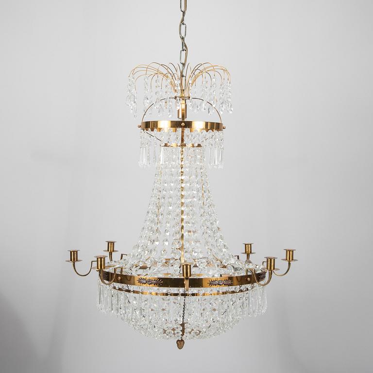 TAKKRONA, empirstil, 1900-talets slut. Totalhöjd inkl. ked 135 cm.