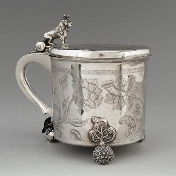 Hans Jorgensen Bull (verksam i Trondhjem 1660-1684), dryckeskanna, silver. Barock.