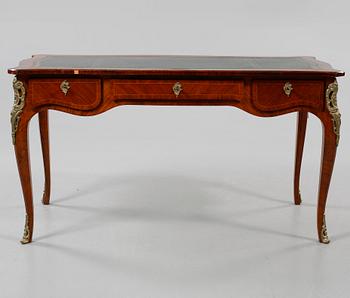 SKRIVBORD, Louis XV-stil, 1900-tal.
