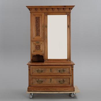 SKÅP, Nyrenässans, 1800-talets slut.