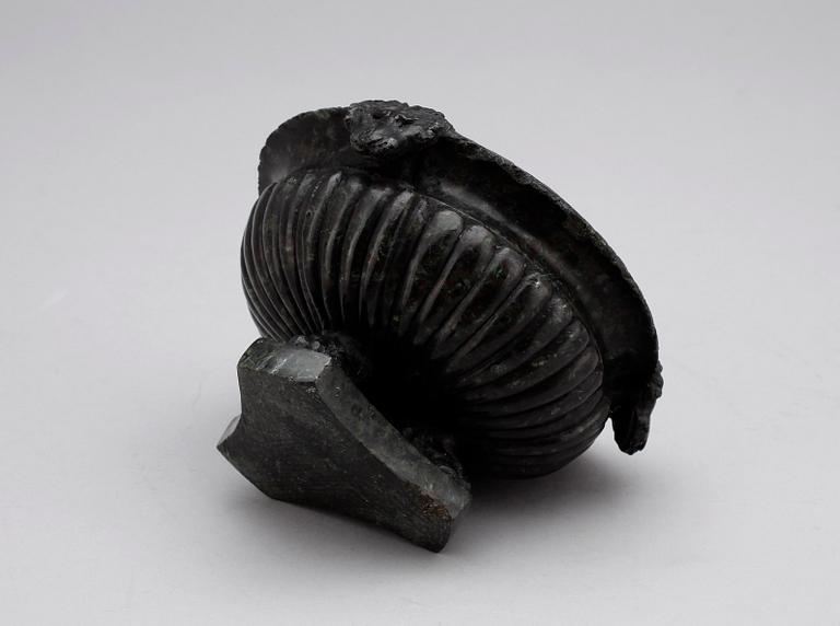 RÖKELSEKAR, serpentinsten, troligen empire, 1800-tal.