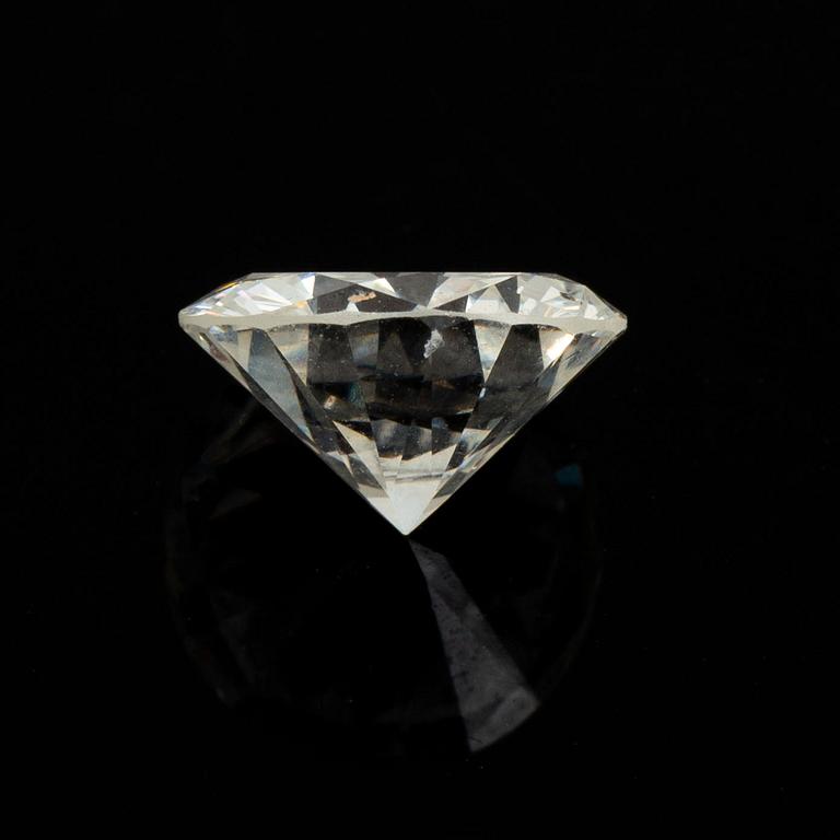 A round brilliant-cut diamond 1.65 ct.