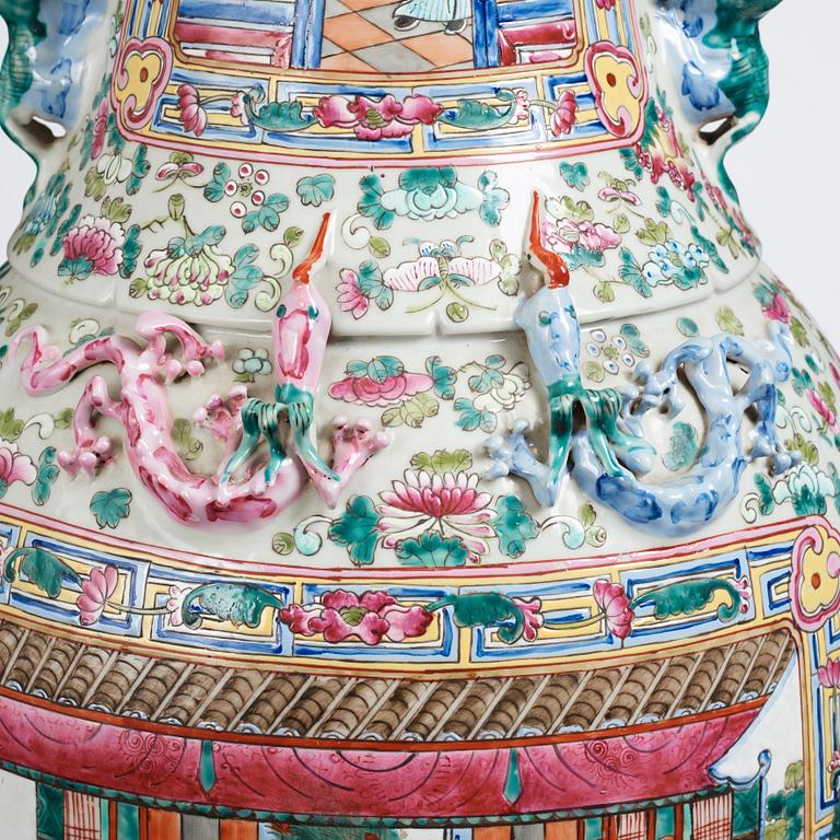 A massive Canton vase, late Qing dynasty.