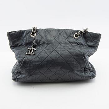 Chanel, "Coco Pleats Tote Bag", väska, 2010-tal.