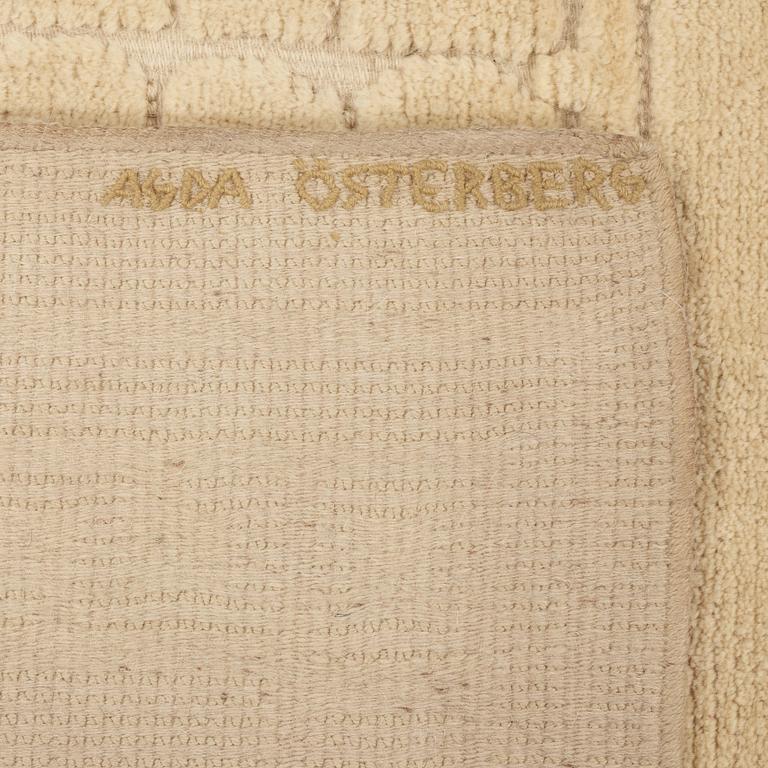 CARPET. Knotted pile in relief. 250,5 x 197 cm. Signed AGDA ÖSTERBERG at the back.