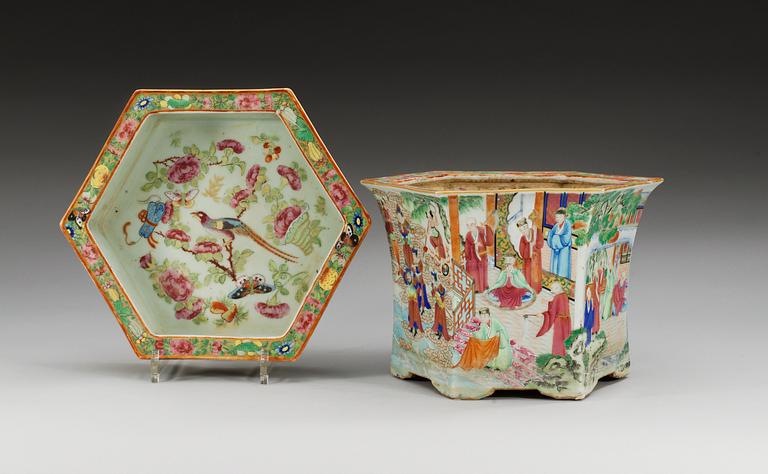 A Canton famille rose flower pot with a matched stand, Qing dynasty, 19th Century.