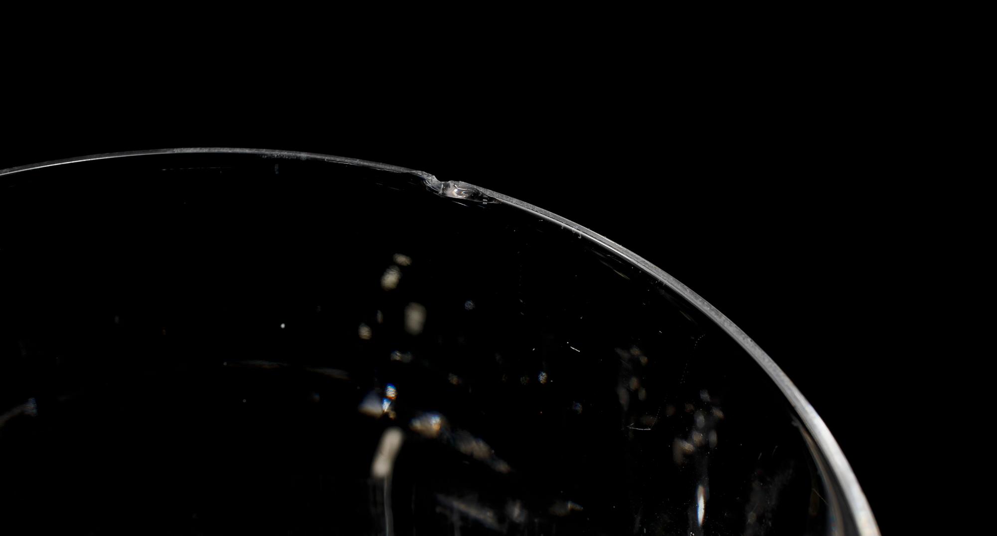 GLASSERVISDELAR, 20 st, "Prince", Göran Wärff, Kosta Boda, 1900-talets slut.