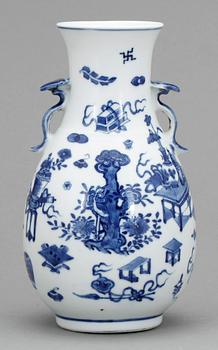 VAS, porslin, Kangxi-stil, 1900-tal.