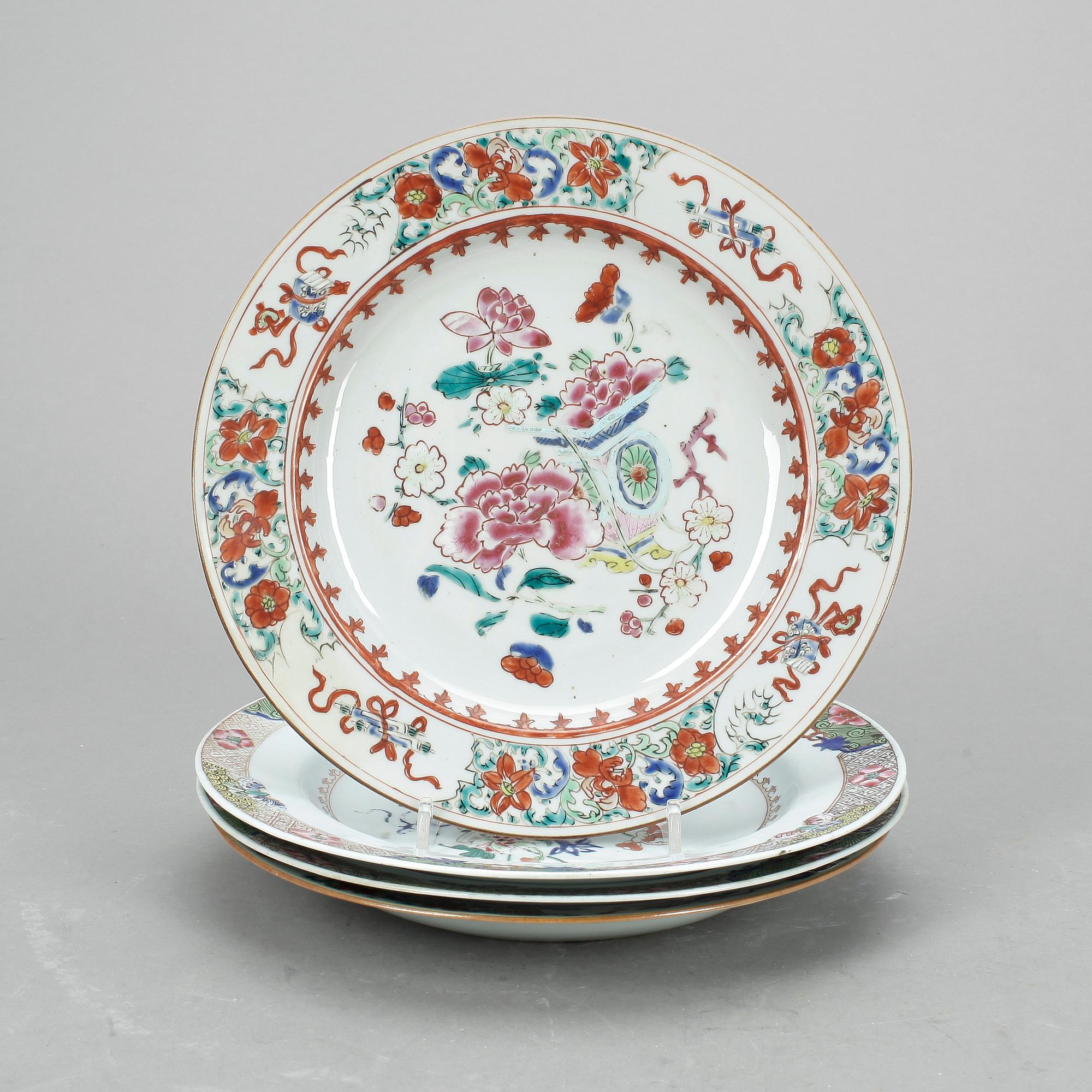 TALLRIKAR, 4 st, porslin, Qing dynastin, Qianlong, (1735-1796).