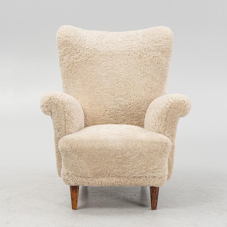 A Swedish Modern armchair, mid 20th Century.