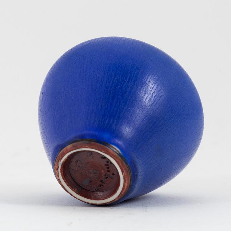 Berndt Friberg, a stoneware vase, Gustavsbergs studio, 1963.