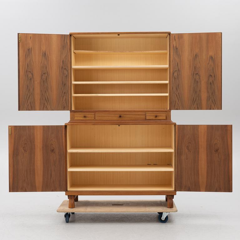 Carl Malmsten, skåp, "Ambassadör", 1900-talets andra hälft.