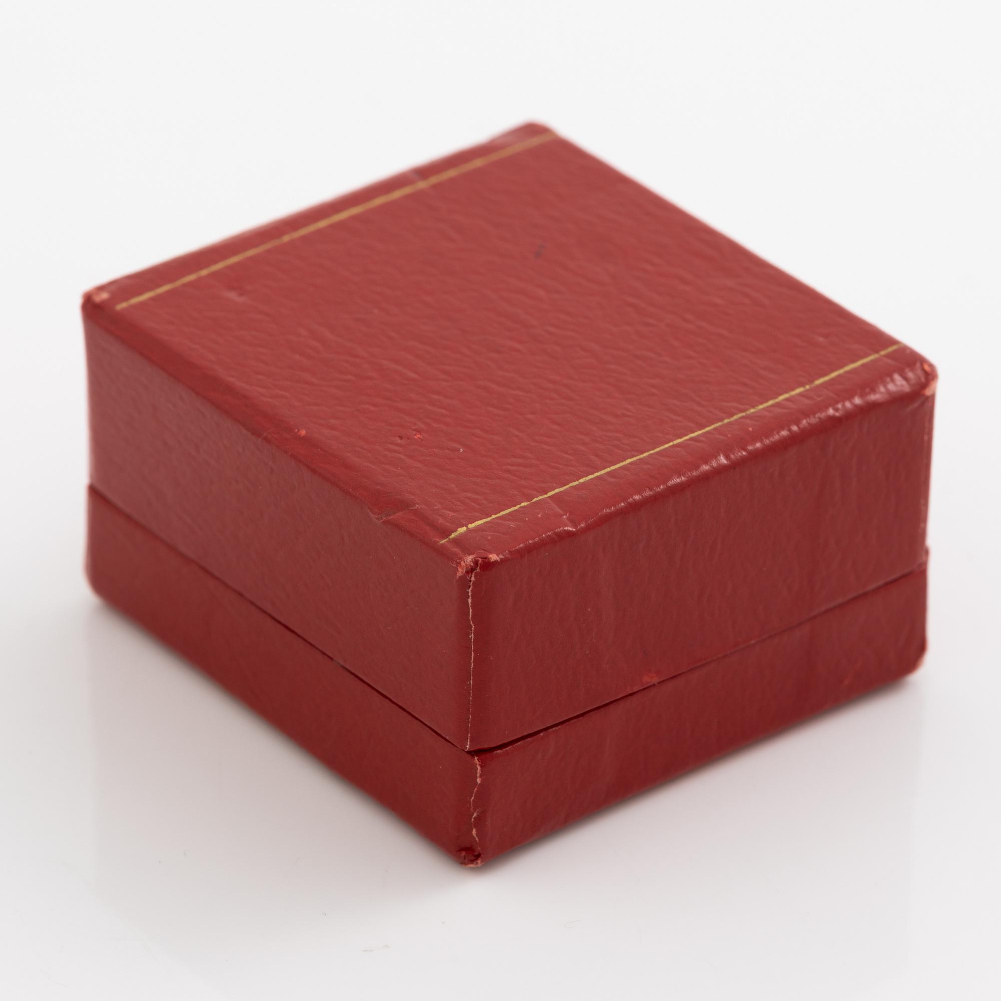 Ring, 18K white gold with brilliant-cut diamond.