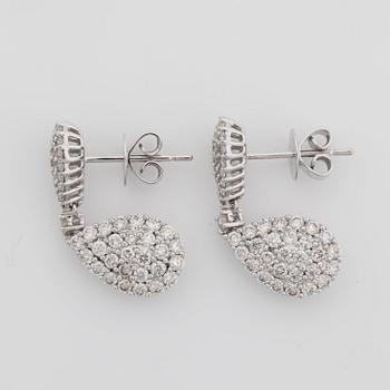 A pair of diamond earrings, 1.69 cts in total.