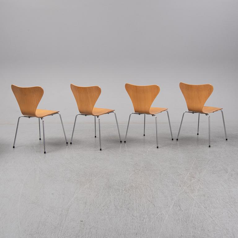 ARNE JACOBSEN, four 'Sjuan' chairs, for Fritz Hansen, Denmark, 1979.
