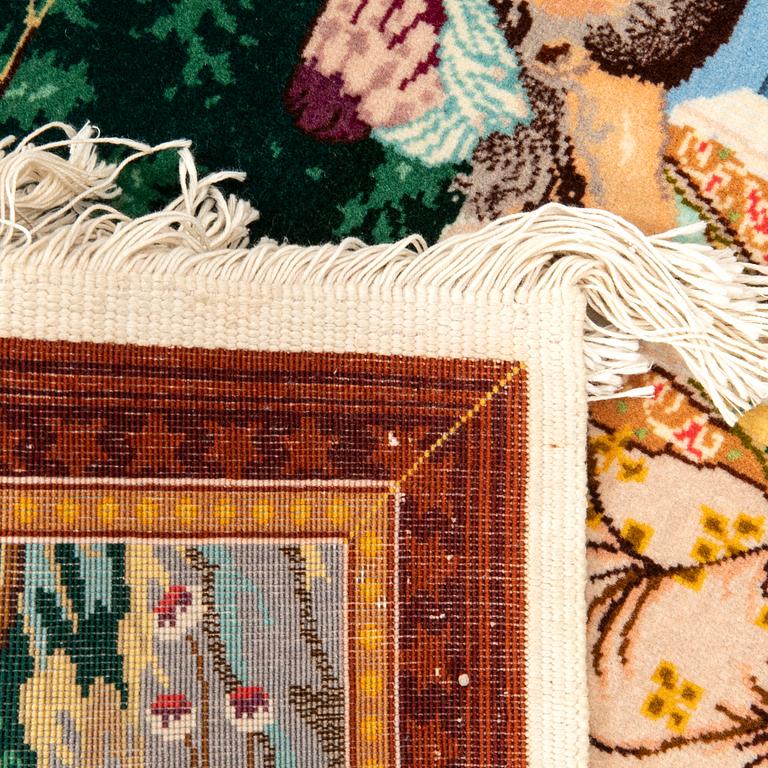 Matta Isfahan old signerad Omar Khayyam  ca 67x96 cm.