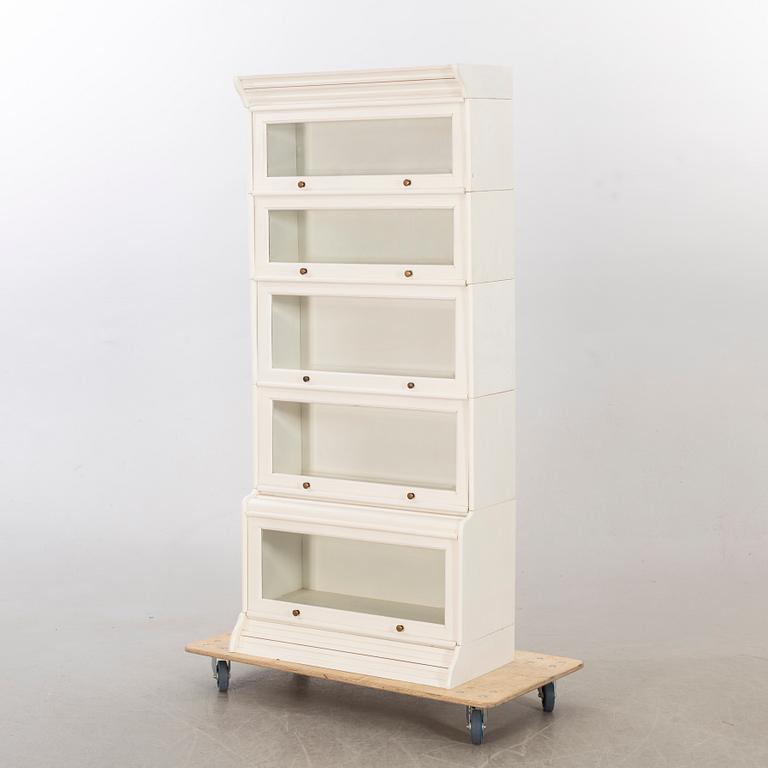 VITRINSKÅP modern tillverkning.