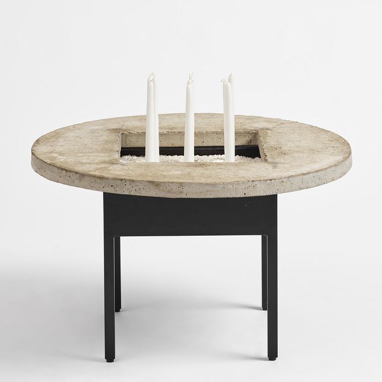 Jonas Bohlin, a “Concrete Jungle” table, ed. 18/100, Källemo, Värnamo, post 2007.