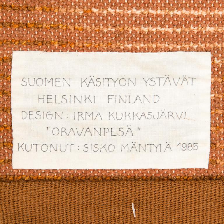 Irma Kukkasjärvi, rya, för Finska handarbetets vänner. Ca 105 x 90 cm.