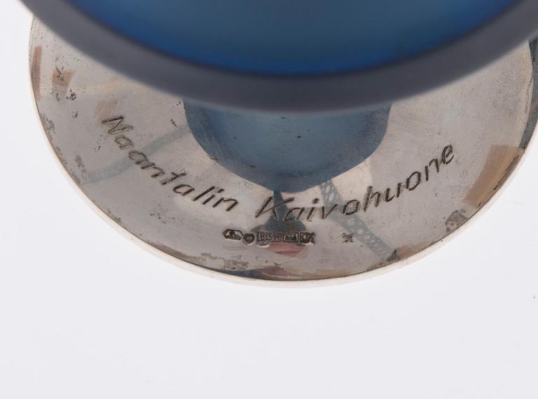 VAS, glas samt silver, Tapio Wirkkala, Iittala och Hopeakeskus Oy, Tavastehus 1967. Signerad TW.