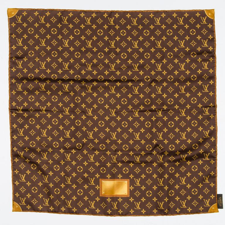 LOUIS VUITTON, "Carre Monogram Classique", HUIVI.