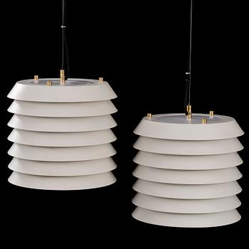 ILMARI TAPIOVAARA, taklampor 2 st, "Maija Suspension" Santa & Cole 1900-talets slut.