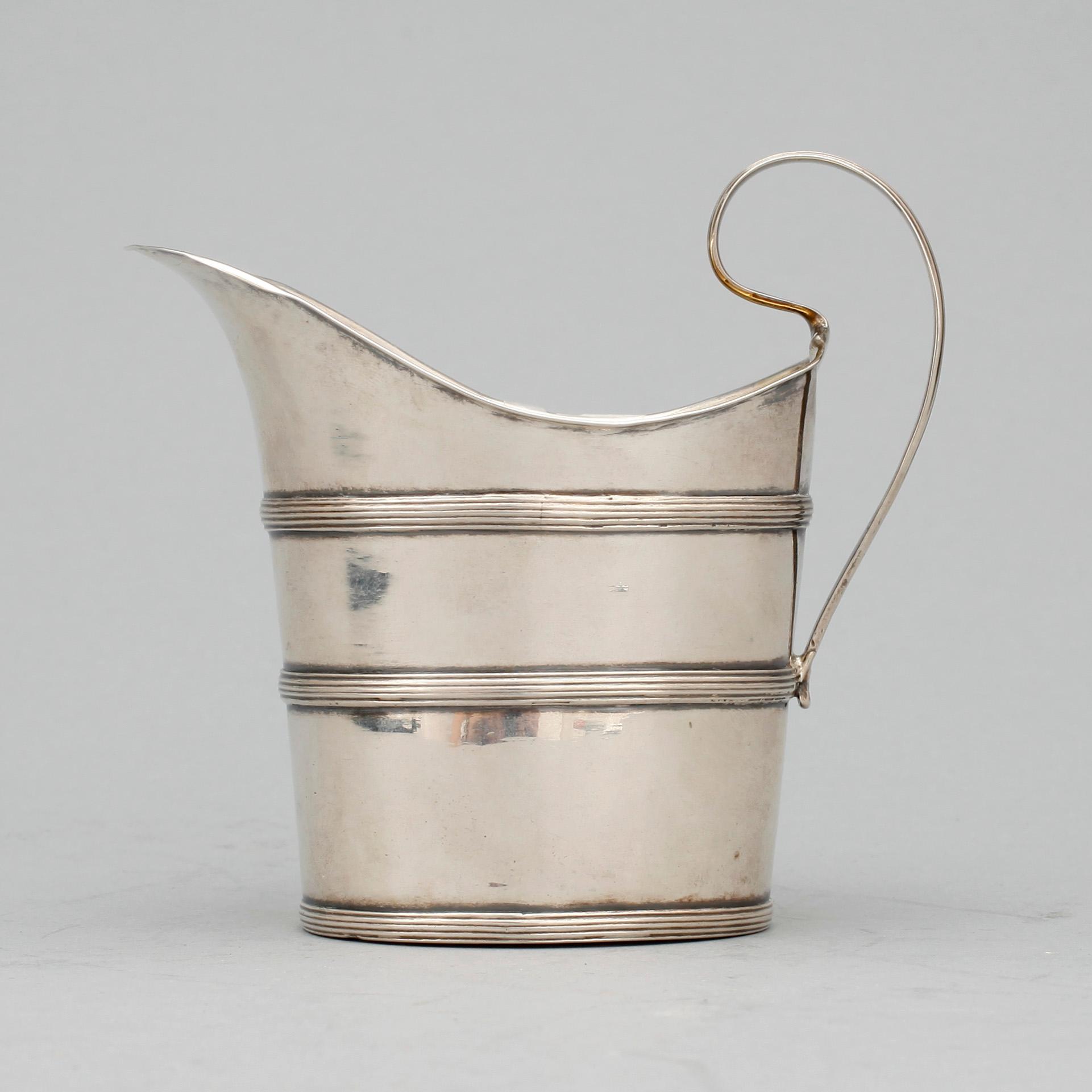 GRÄDDKANNA, silver, Olof Hellbom, Stockholm 1800. Vikt 112 gr.