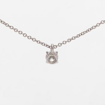 Tiffany & Co, halsband, platina, med en briljantslipad diamant.