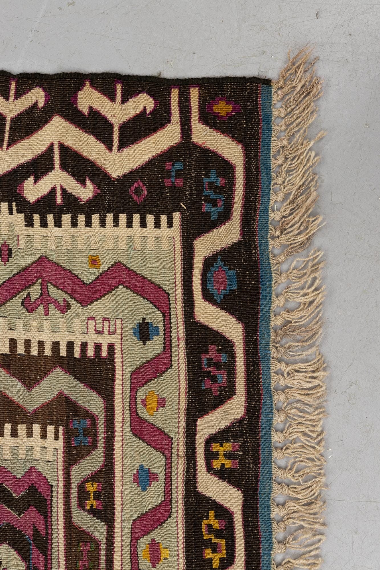Matta, antik Anatolik Namazlyk kelim, ca 168 x 106 cm.