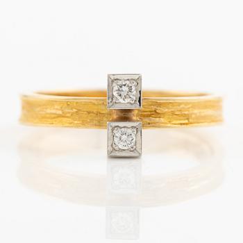 Lapponia, ring 18K med runda briljantslipade diamanter, Finland 1978.