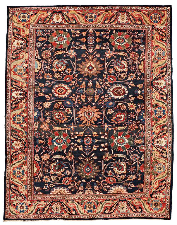 MATTO, an antique Ziegler Mahal, ca 417,5 x 326 cm (as well as one end with 2 cm flat weave).