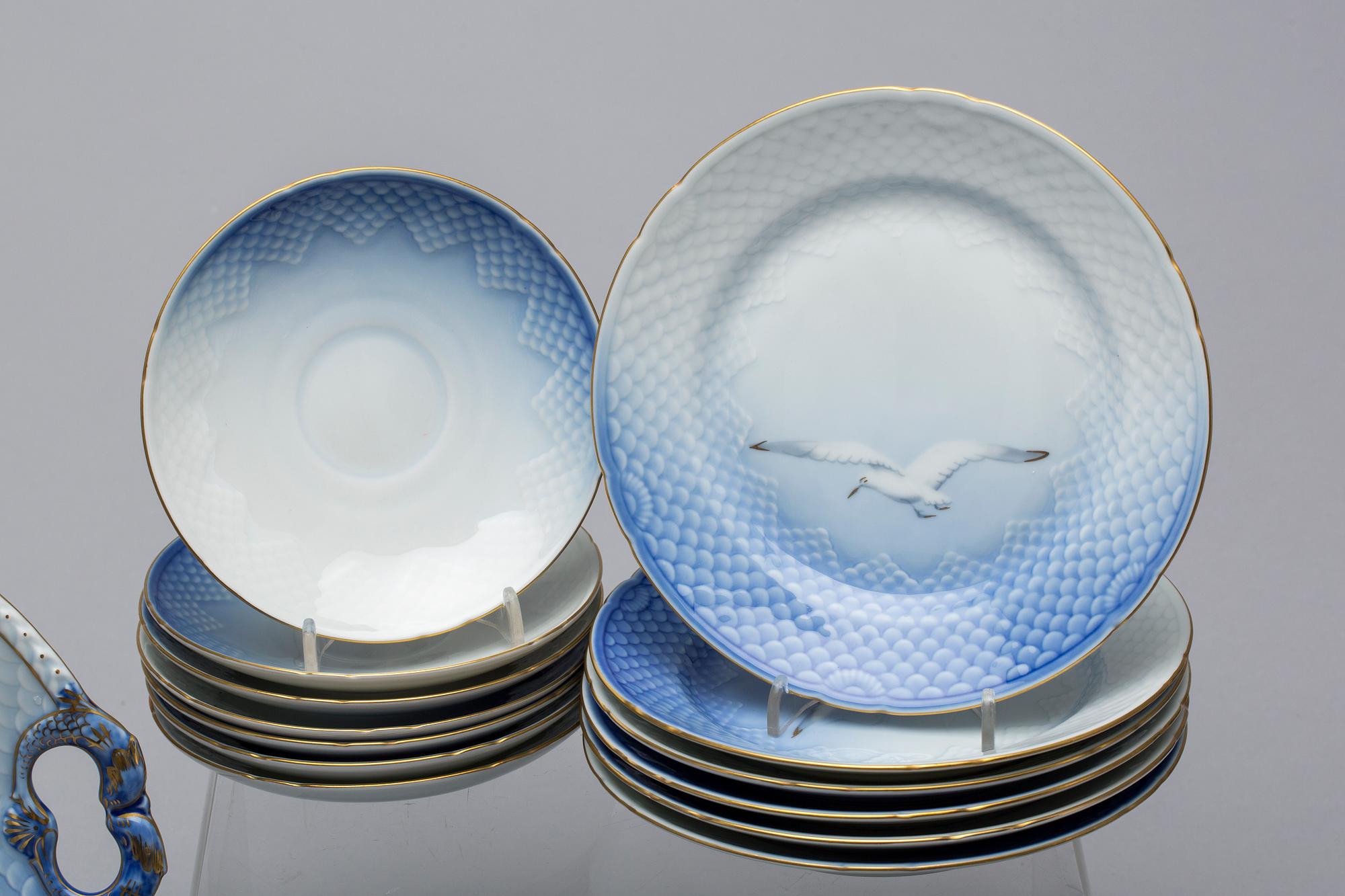 KAFFESERVIS, 29 delar, "Blå Måsen", porslin.