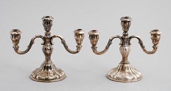 KANDELABRAR, 1 par, silver, svenska importstämplar, 1900-talets första hälft.
