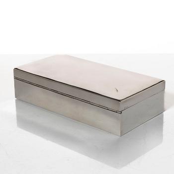 A German 20th century sterling silver cigarr case, mark of Otto Wolter, Company Schwabisch - Gmund (1875-1991).