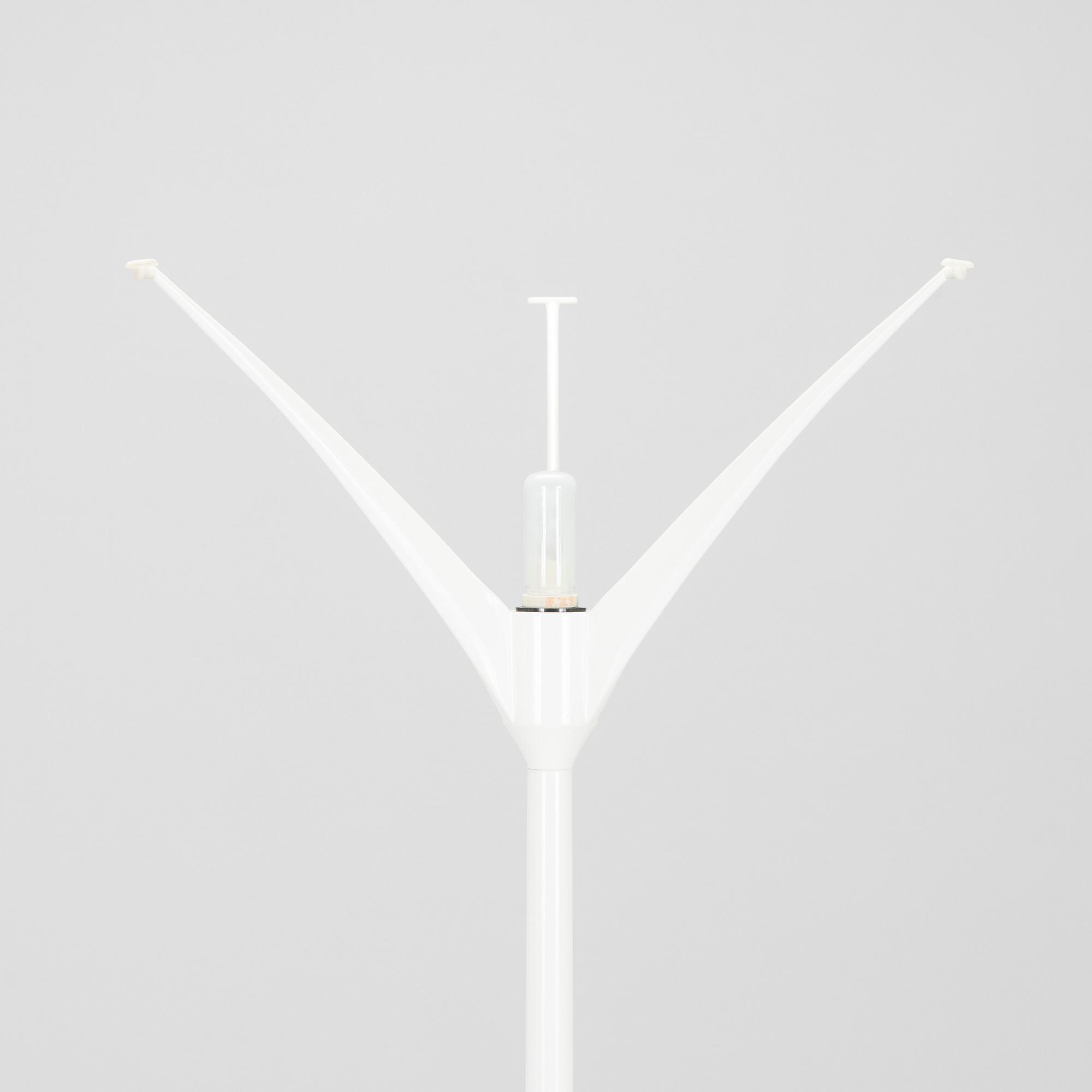 Sebastian Wrong, lattiavalaisin, "Spun Light F", Flos, Italia, 2000-luku.